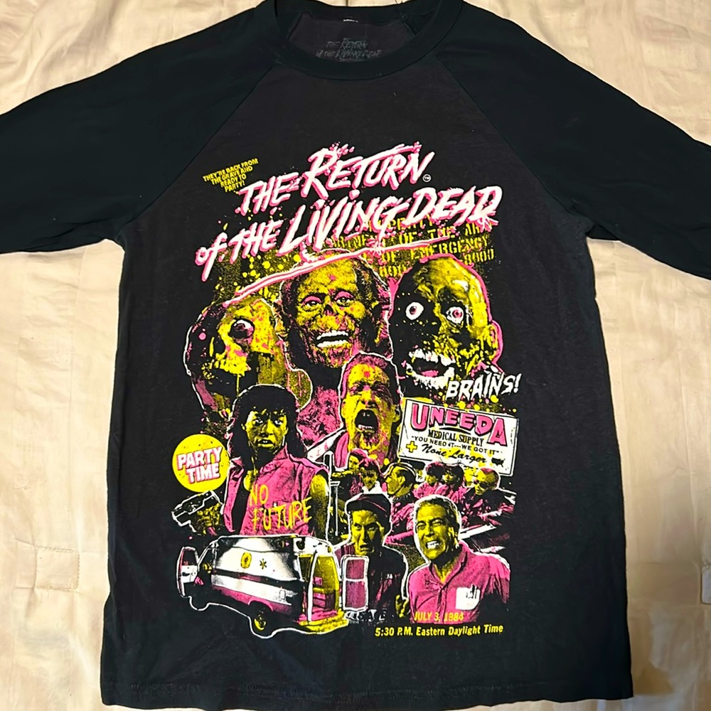 The return of the living dead baseball tee shirt (Cavity colors)